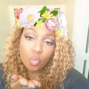 Meet your Posher, Daphne